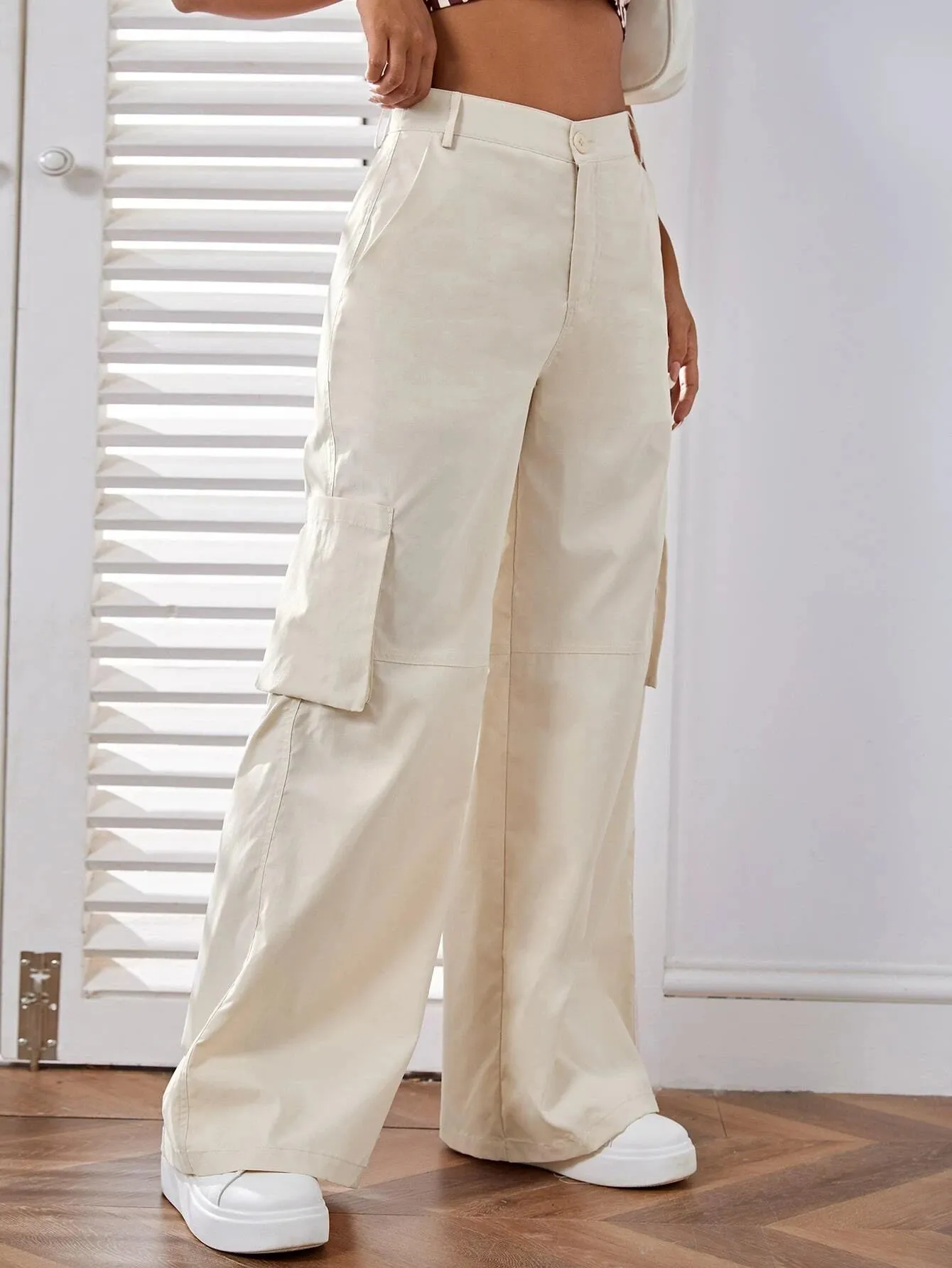 High Waist Patched Pocket Wide Leg Pants