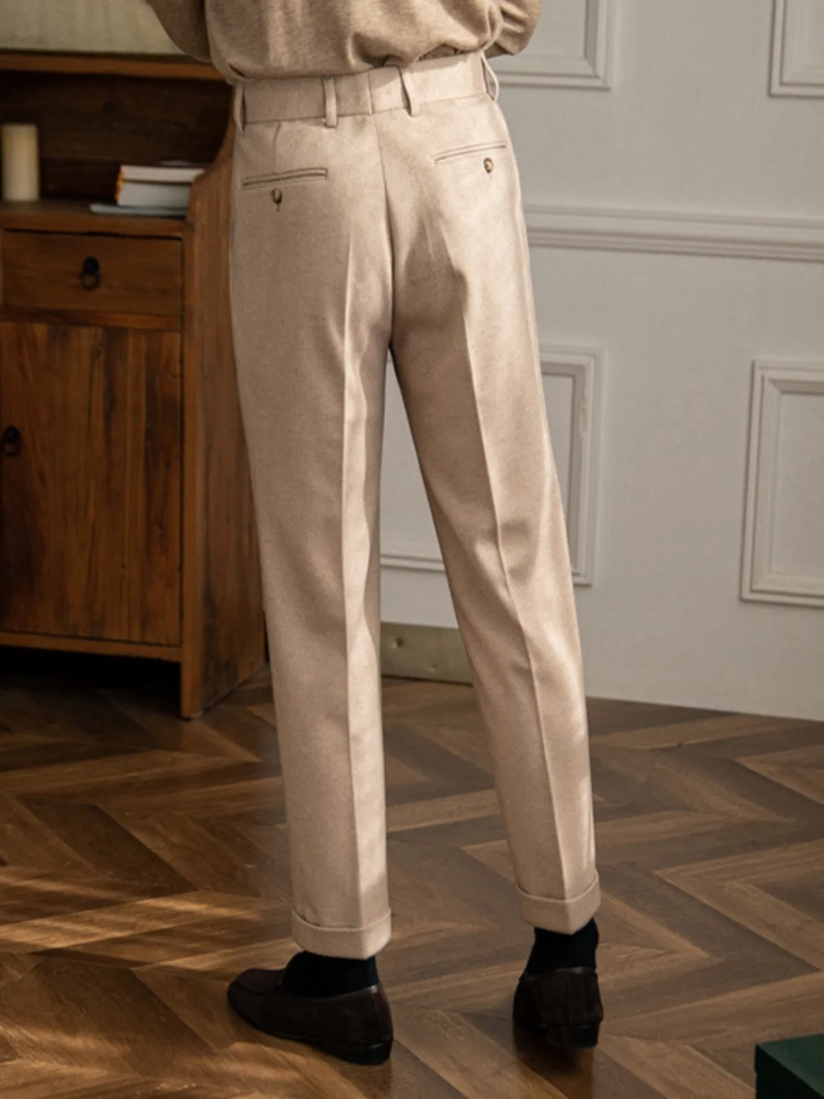 MV Classic High-Waist British Trousers