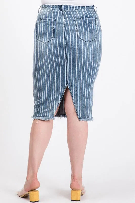 PLUS SIZE STRIPED BACK SLIT MIDI SKIRT