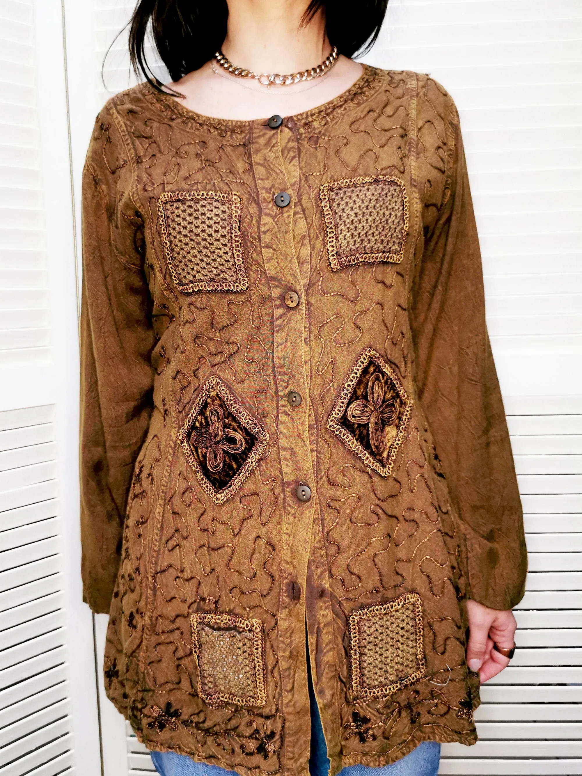 Vintage 80s brown embroidery button down tunic top